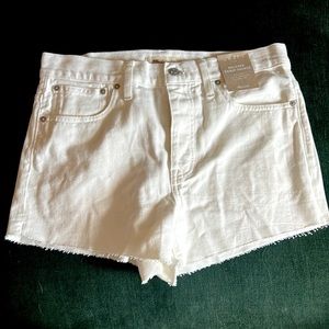 Relaxed denim shorts, mid-rise